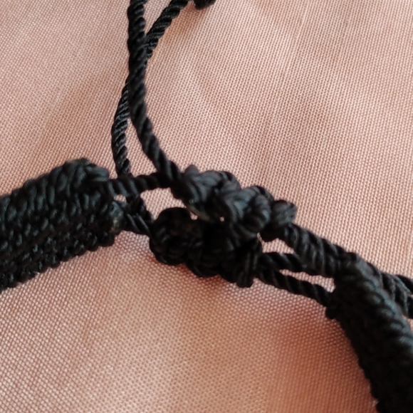 Fossilized leaf especimen bracelet - Picture 3 of 5